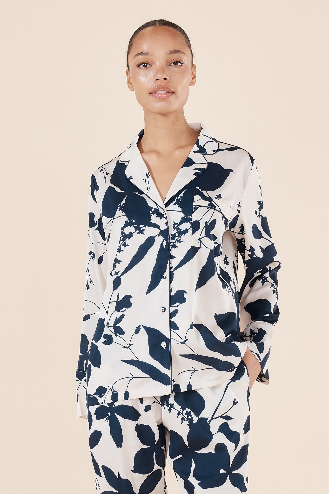 Gingerlilly Ivy Silky Satin Pj Set Navy Floral