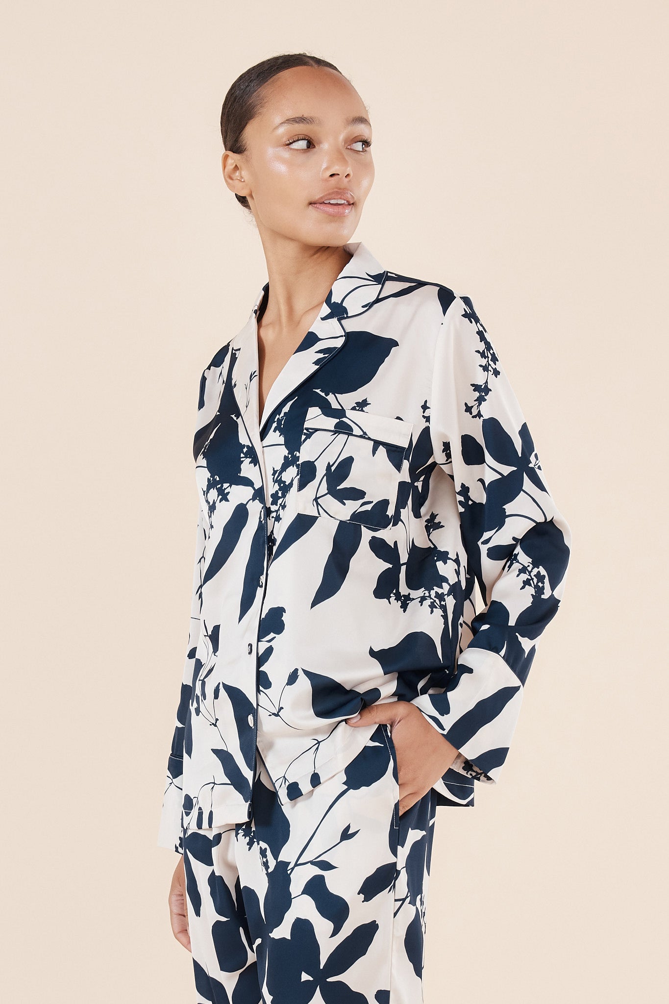 Gingerlilly Ivy Silky Satin Pj Set Navy Floral