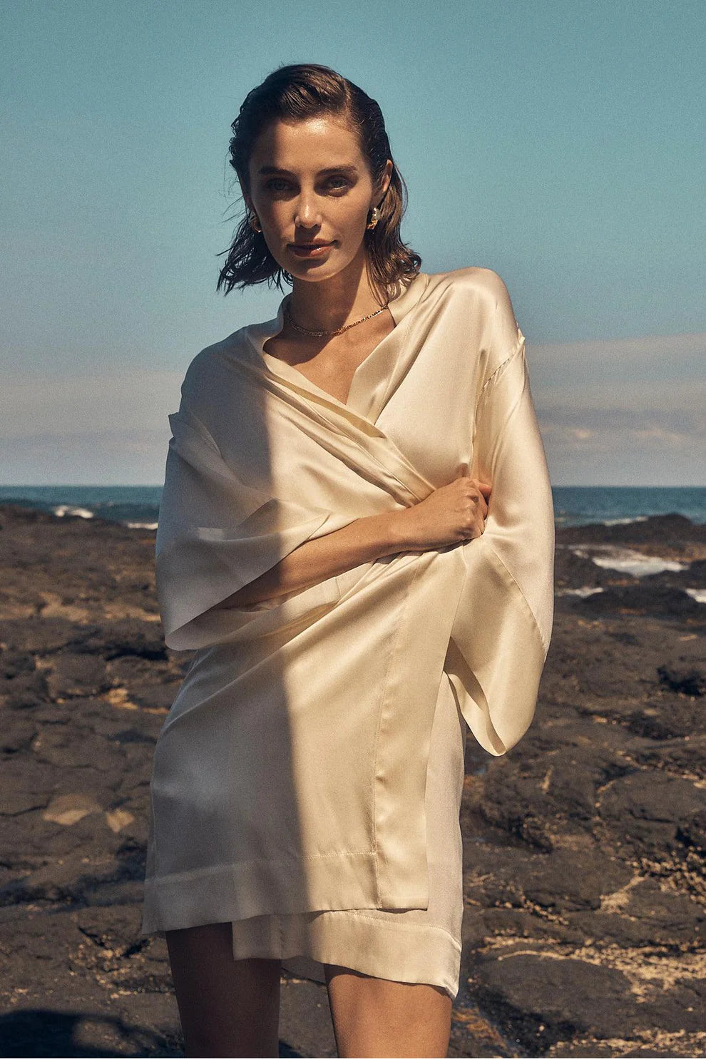Diamond Pure Silk Ivory Short Robe