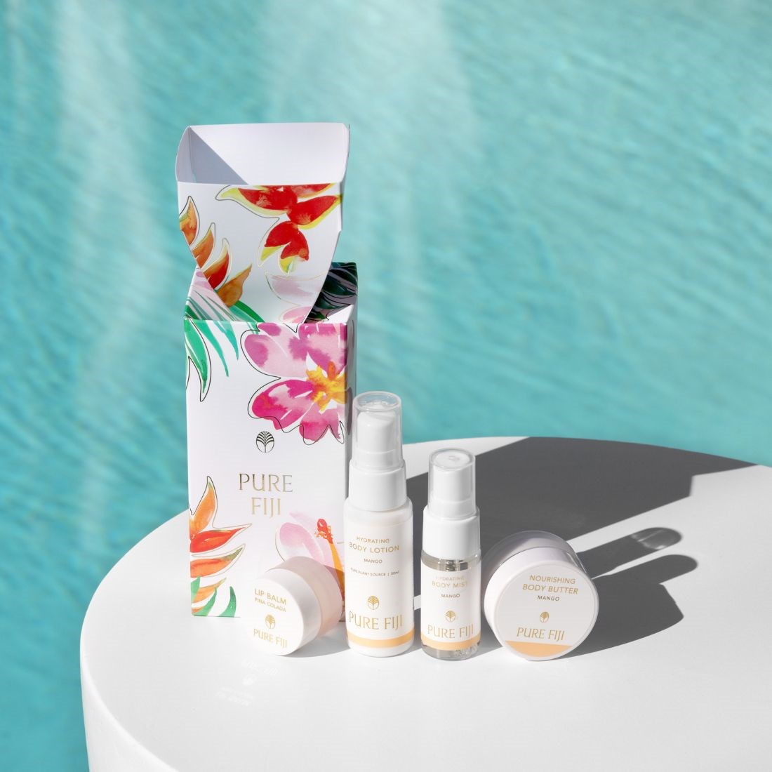 Pure Fiji Christmas in Bloom Cracker - Coconut Lime Blossom